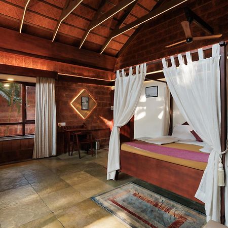 Sai Vishram Beach Resort Bainduru ภายนอก รูปภาพ