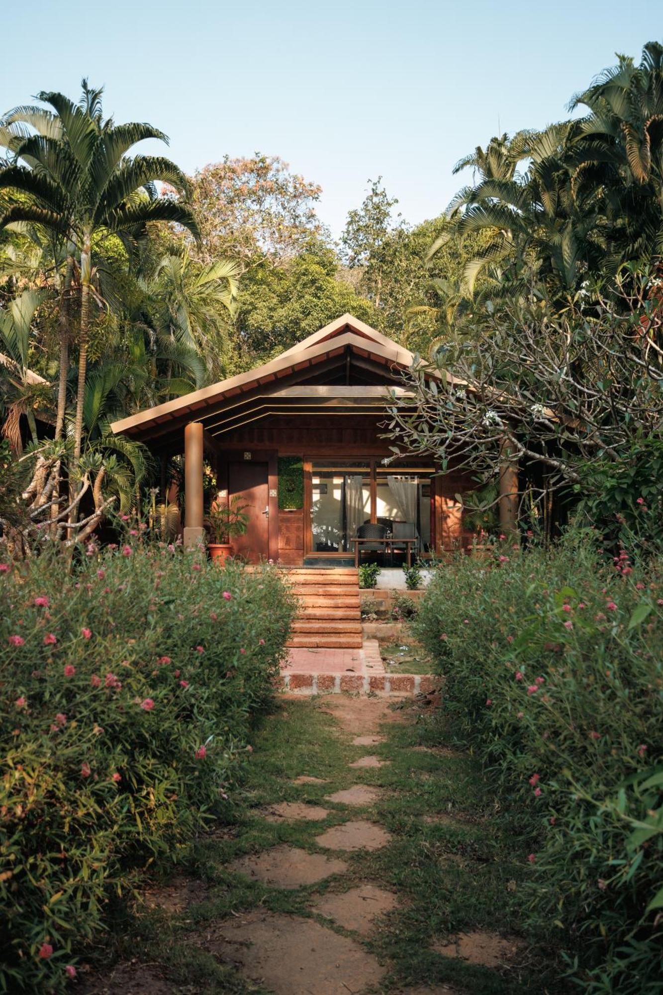 Sai Vishram Beach Resort Bainduru ภายนอก รูปภาพ