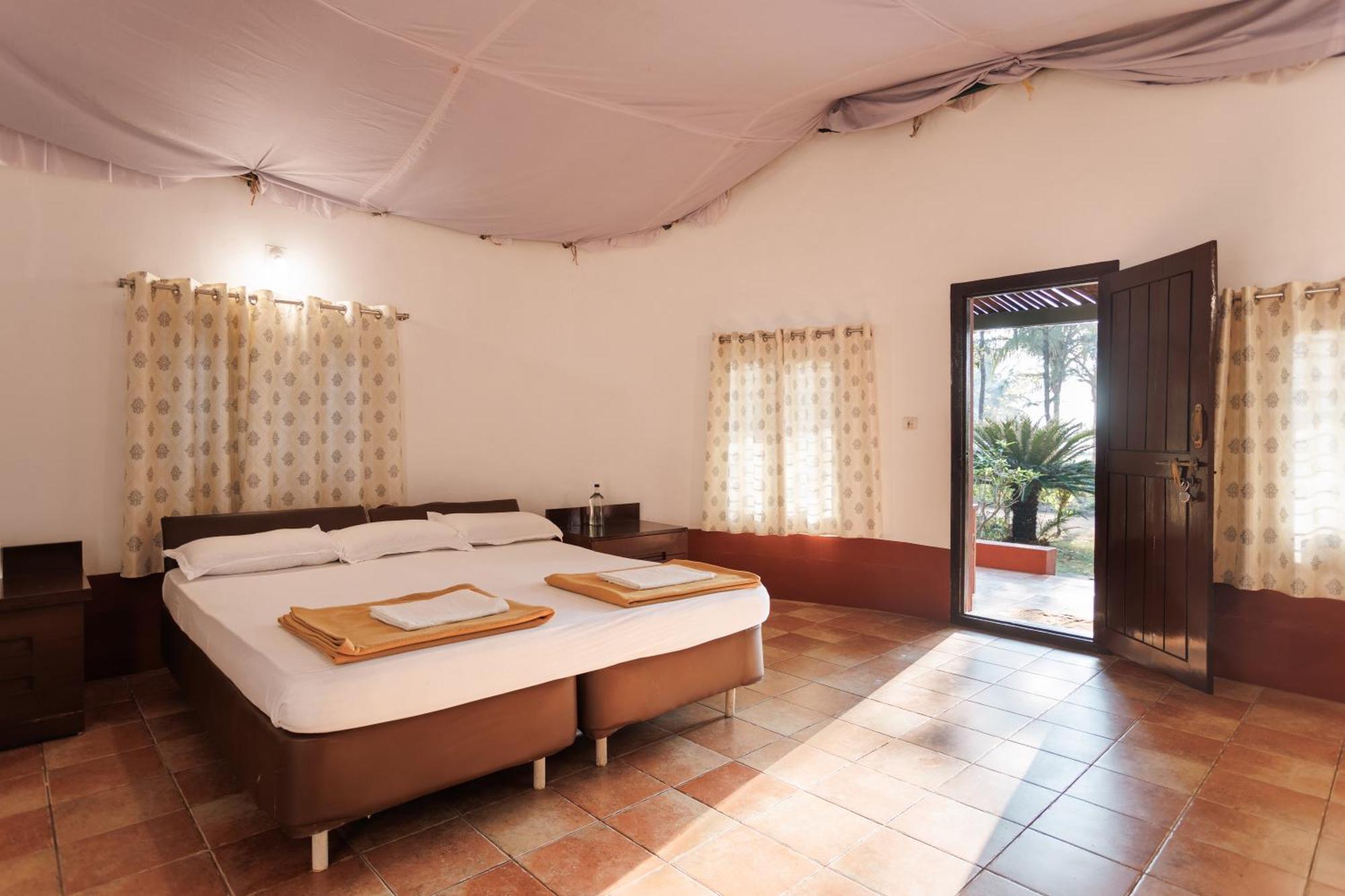 Sai Vishram Beach Resort Bainduru ภายนอก รูปภาพ