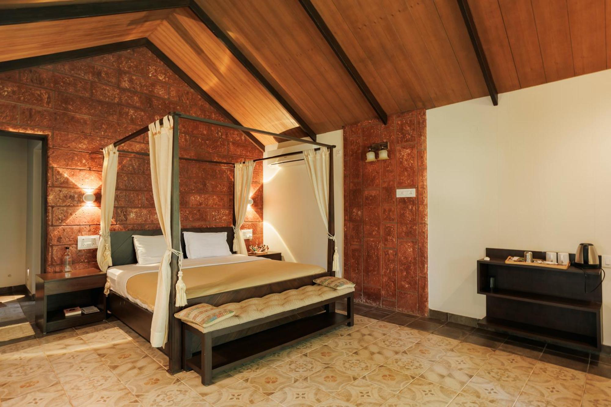 Sai Vishram Beach Resort Bainduru ภายนอก รูปภาพ