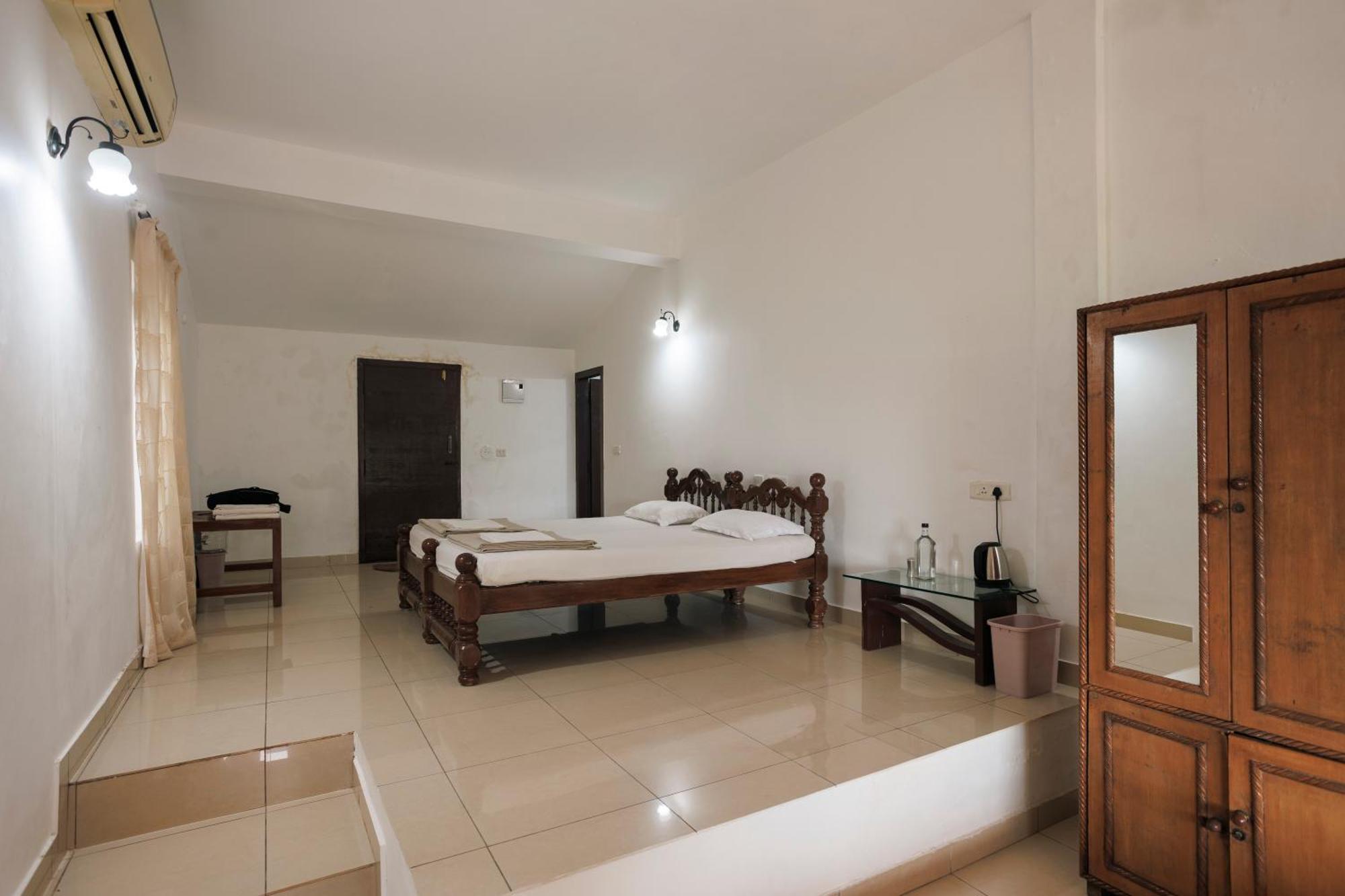 Sai Vishram Beach Resort Bainduru ภายนอก รูปภาพ