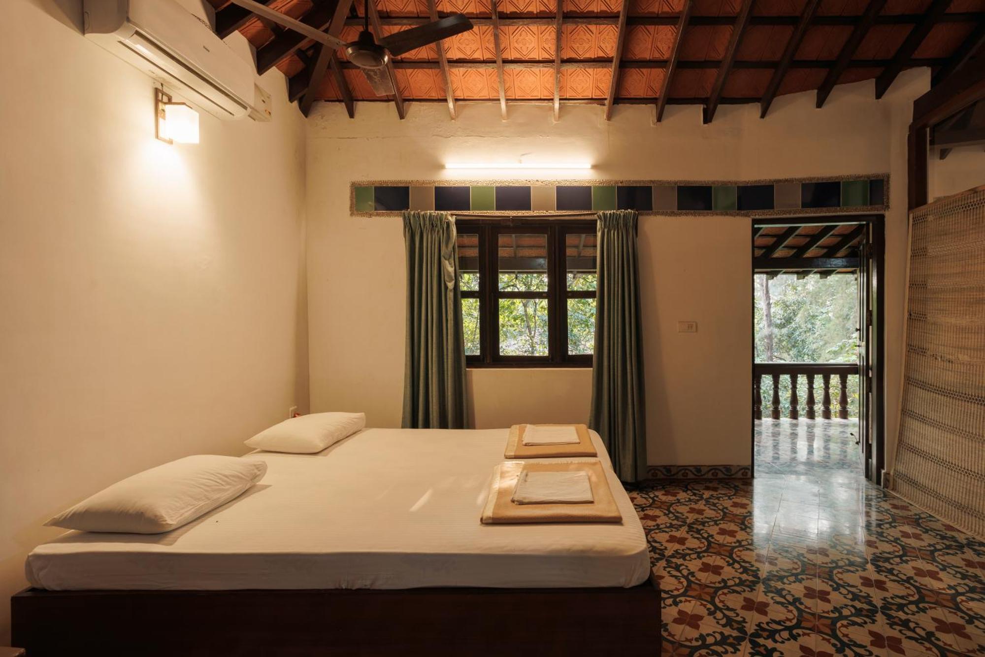 Sai Vishram Beach Resort Bainduru ภายนอก รูปภาพ
