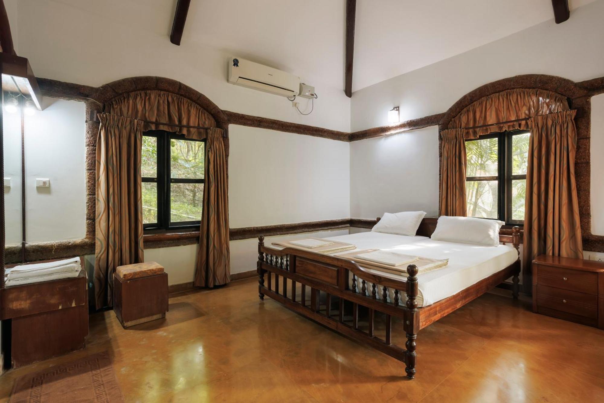 Sai Vishram Beach Resort Bainduru ภายนอก รูปภาพ