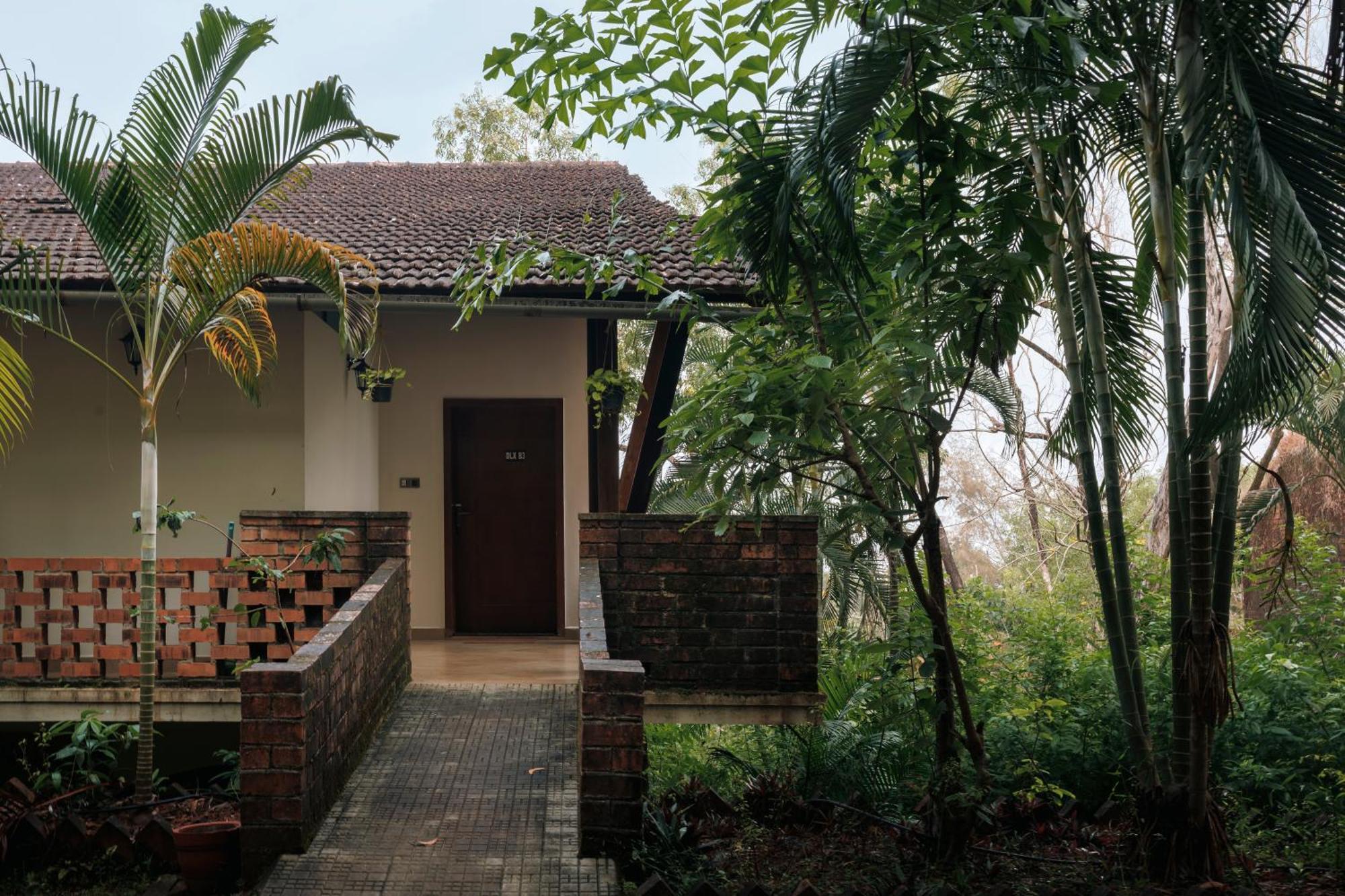 Sai Vishram Beach Resort Bainduru ภายนอก รูปภาพ