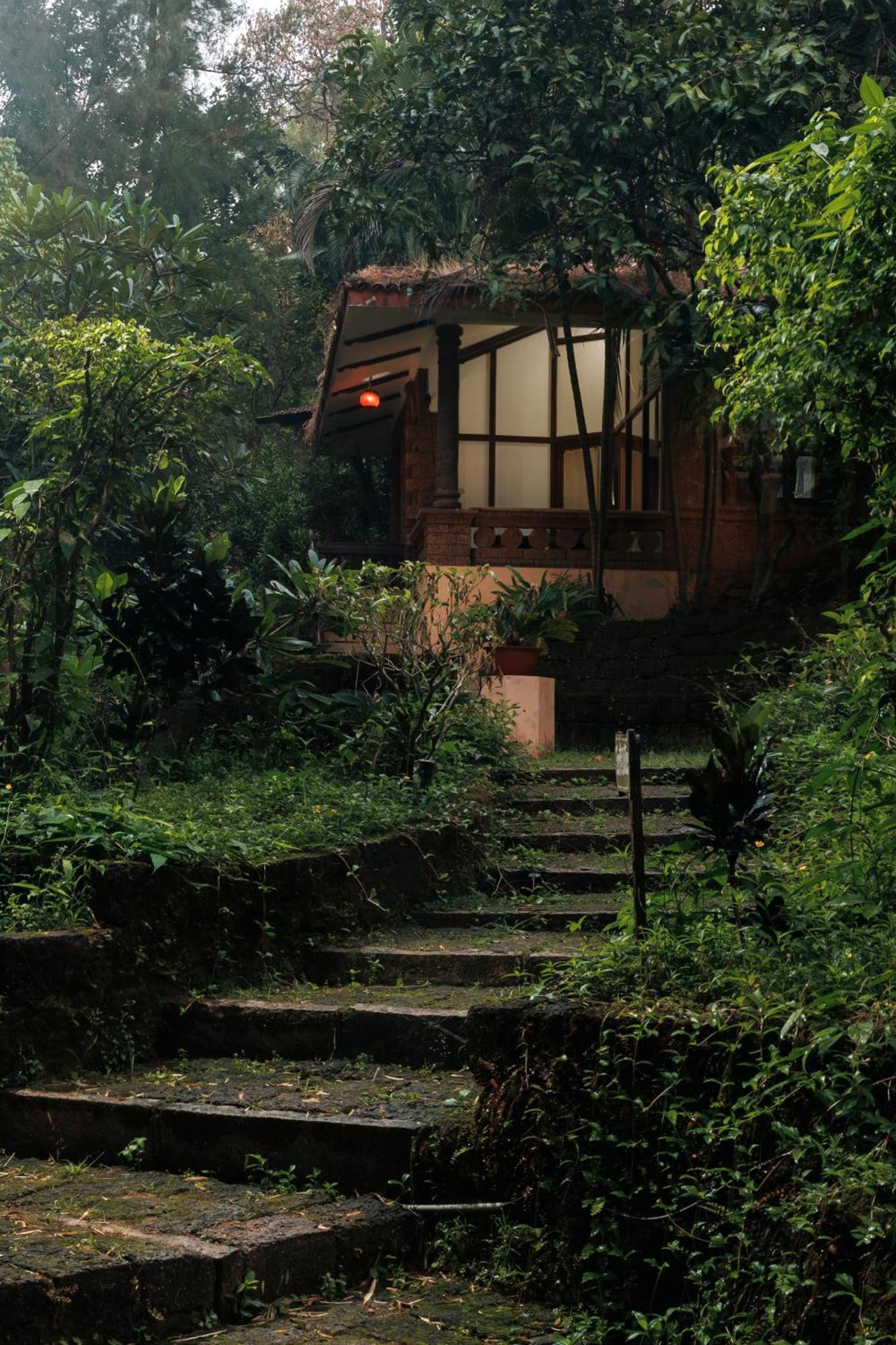 Sai Vishram Beach Resort Bainduru ภายนอก รูปภาพ